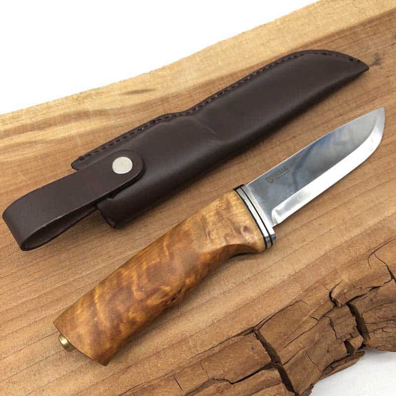 Fixed Blade or Folding Knife for Bushcraft